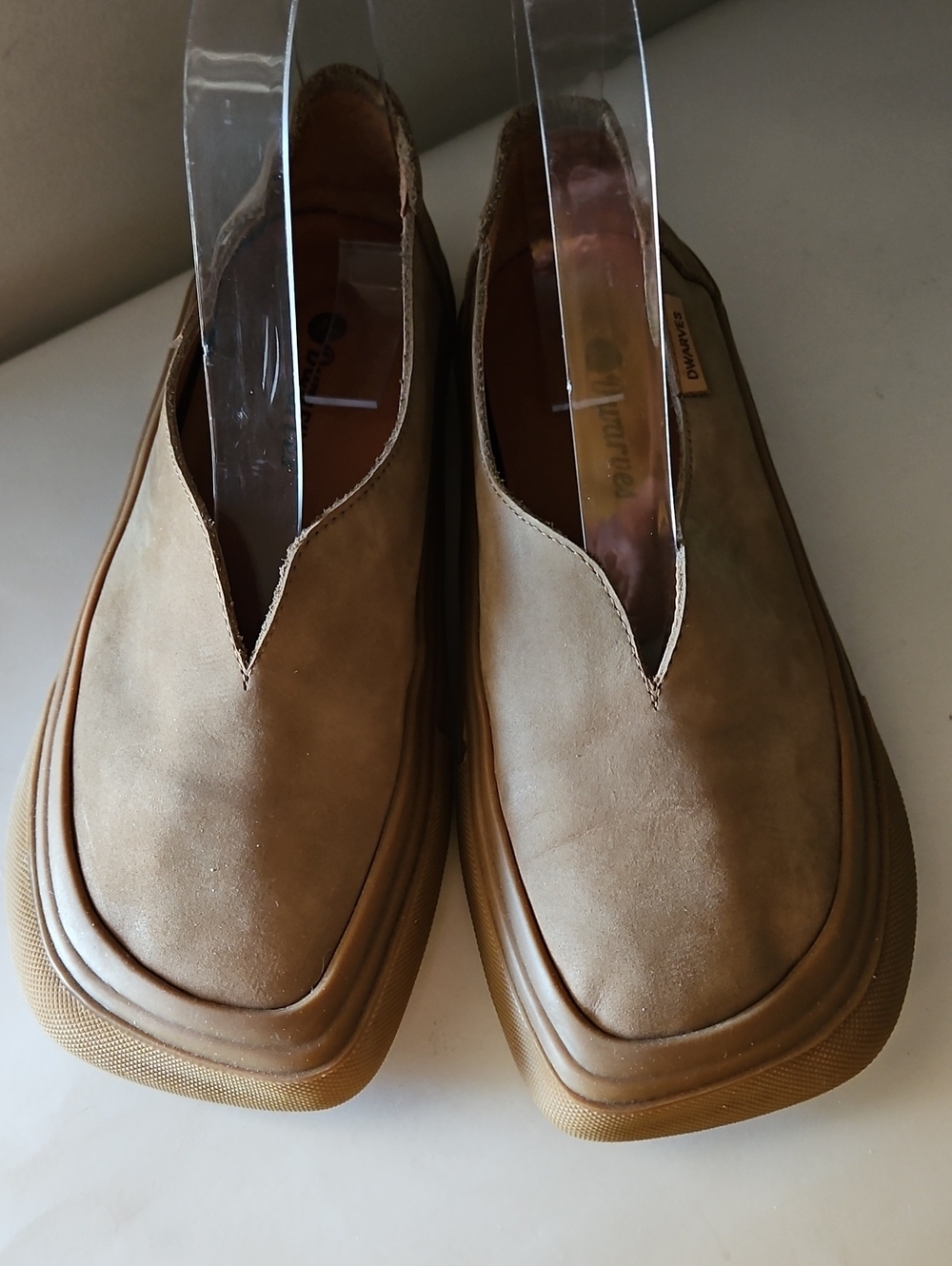 DWARVES HAND MADE TAN SUEDE LEATHER SQ. TOE SLIP ON SHOES. SZ 6.5